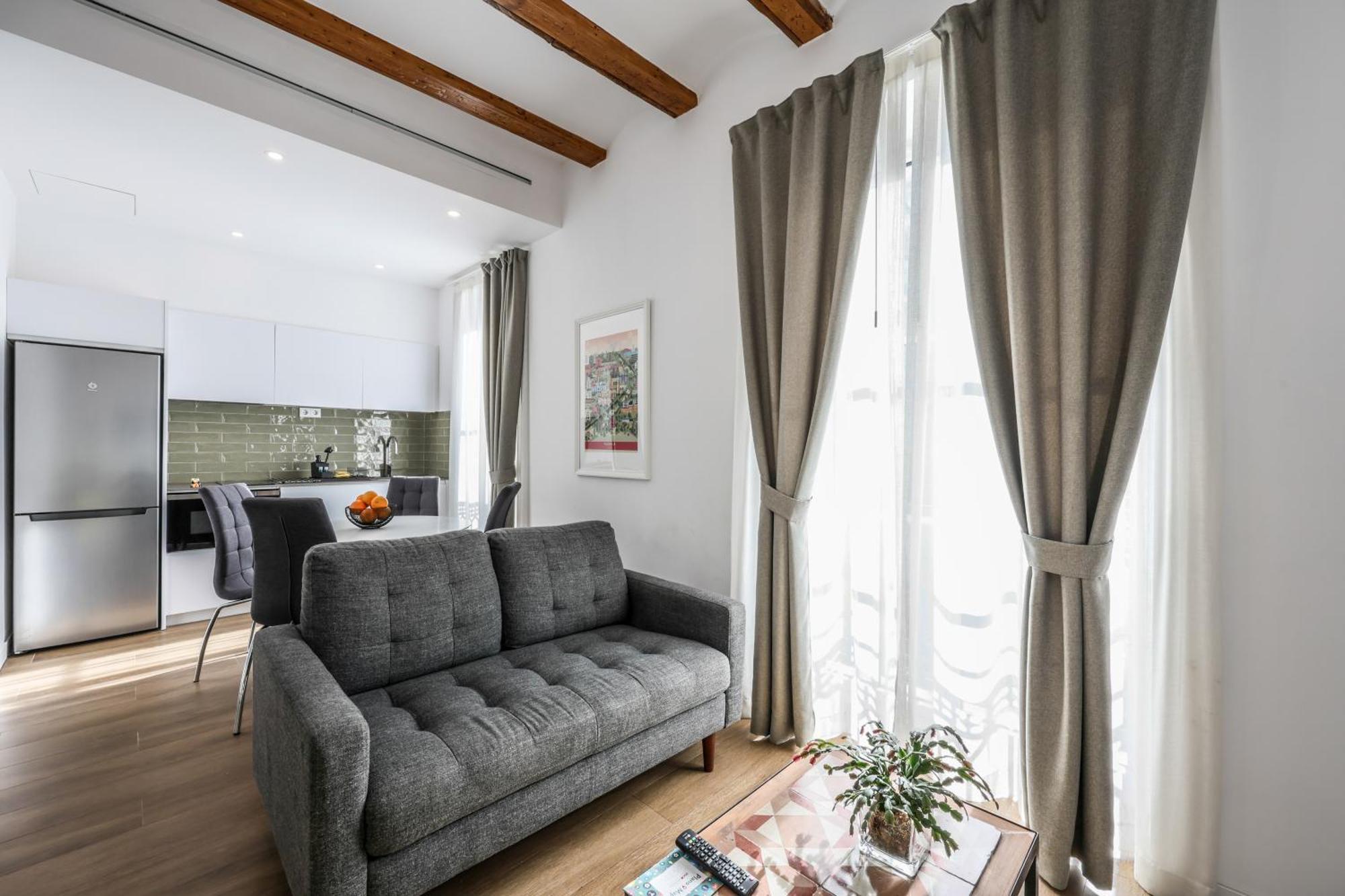 Amazinn Places Evi Apartments Valencia Exterior photo